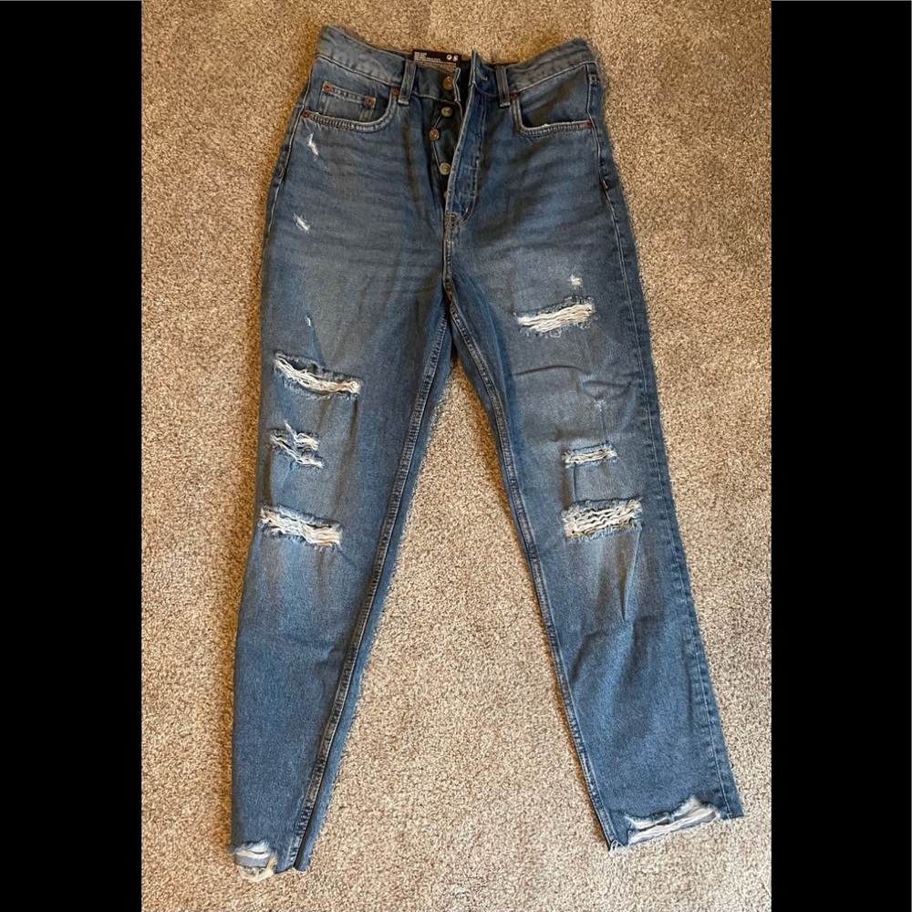 Super cute H&M Mom Jeans